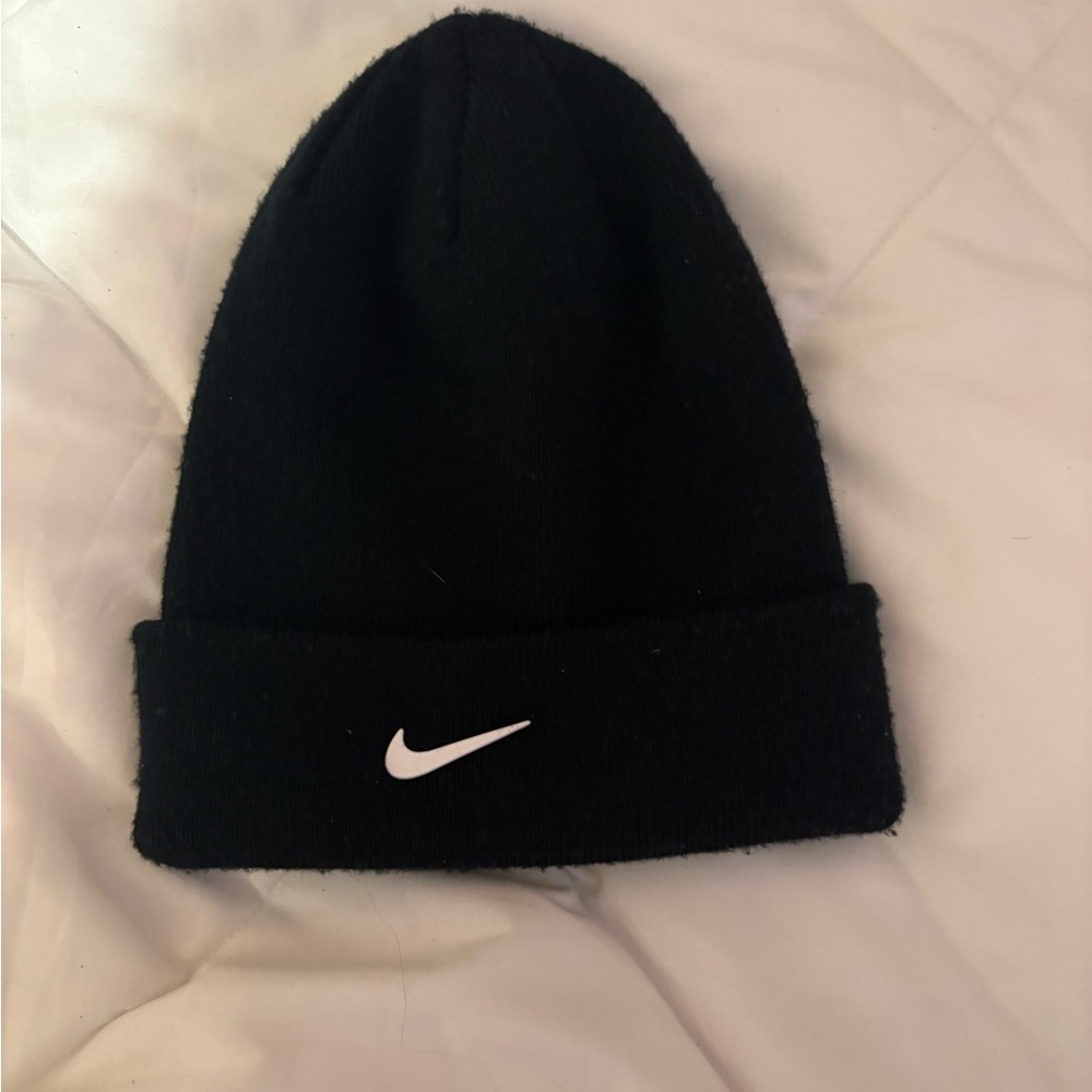 Nike Classic Black Knit Beanie